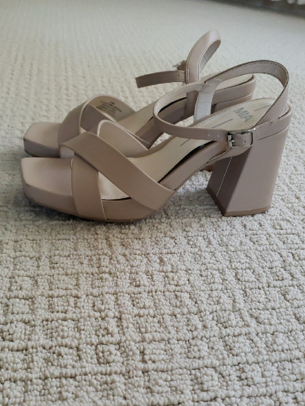 MIA - Women’s Strappy Block Heel Sandals — Nude - Picture 4 of 5